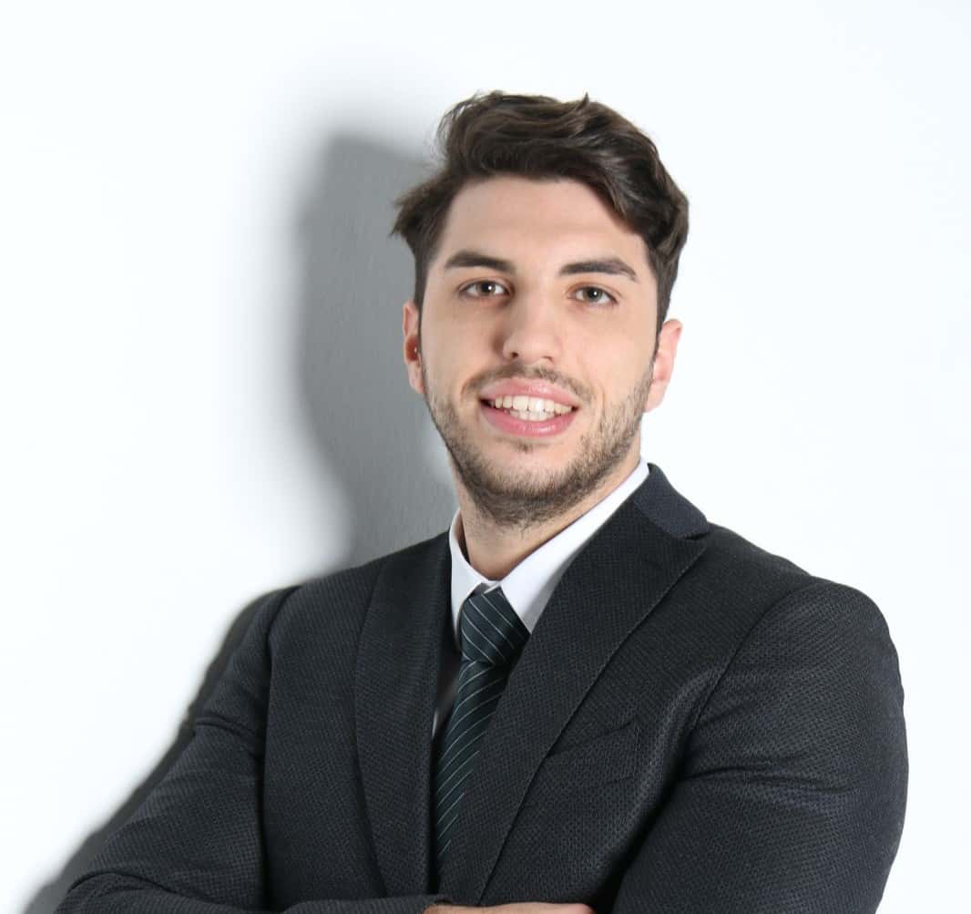 Adrián Cerezo - Agente inmobiliario en Badalona