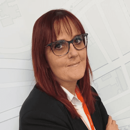 Mónica Linares - Agente inmobiliario en Cornellà de Llobregat
