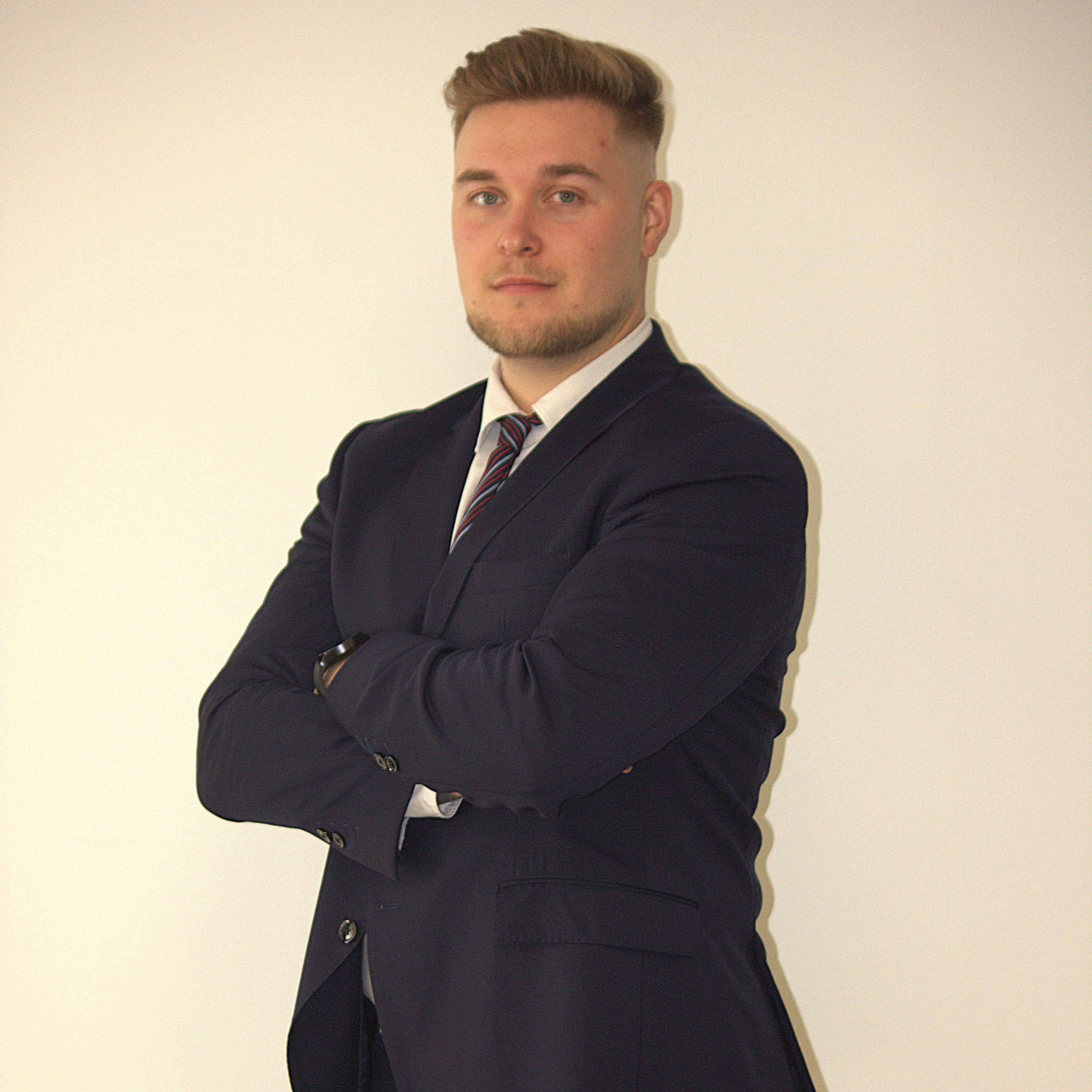 César Sklodowski - Agente inmobiliario en Móstoles