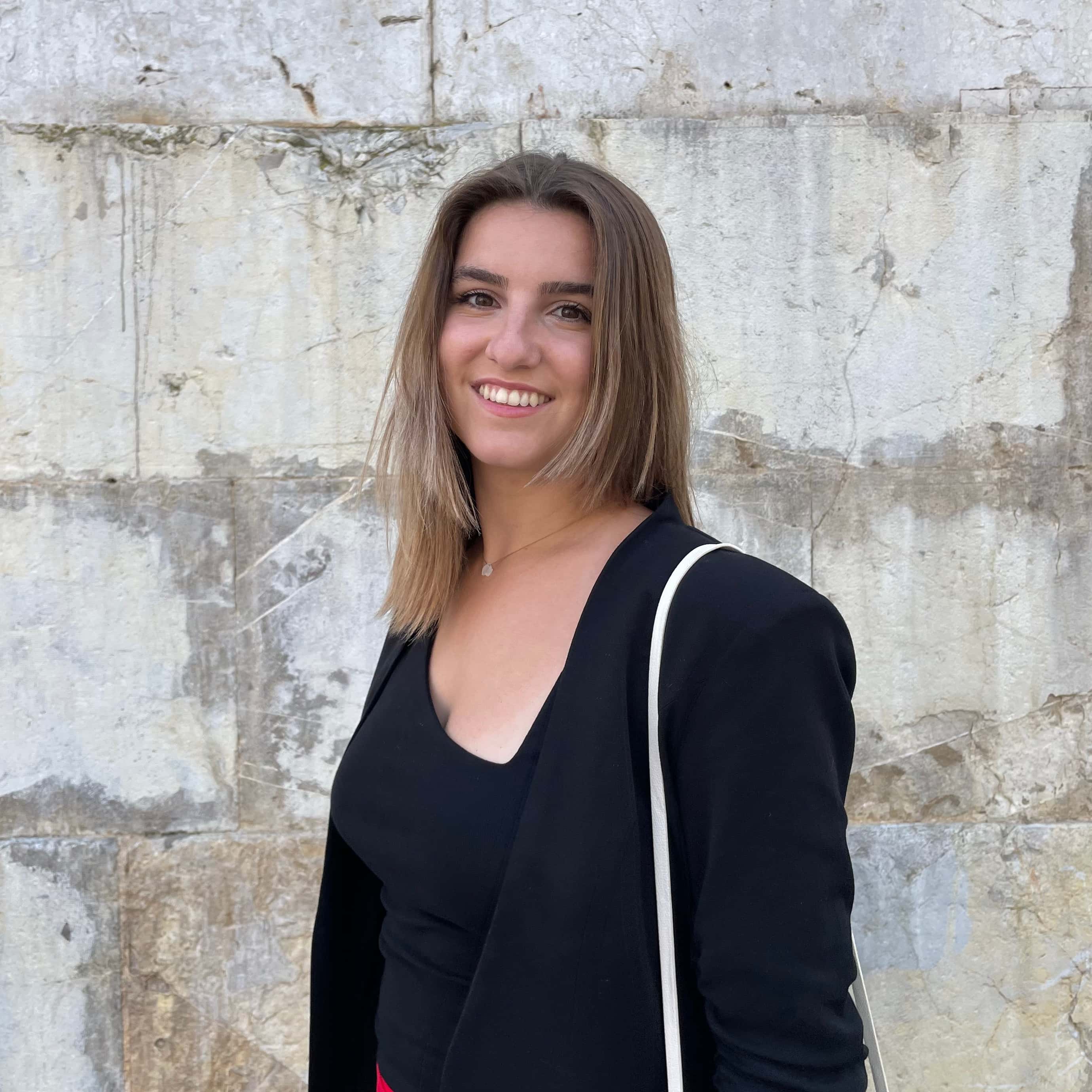 Marta Rubí Julià - Agente inmobiliario en Roses