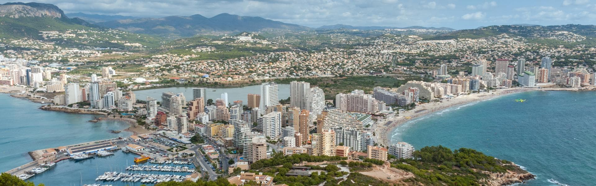 Oakwood Properties - Agencia inmobiliaria en Pinar de Campoverde
