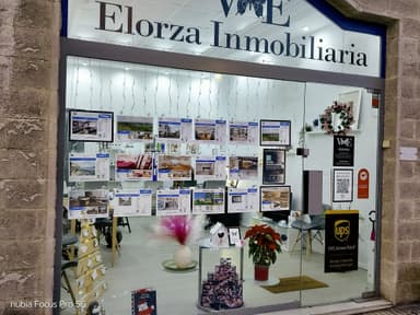 Agente inmobiliario en Oviedo: Comercial1 Elorza Inmobiliaria