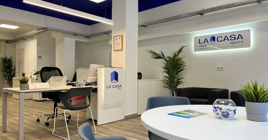 La Casa Agency - Punto Urgel, S.L. - Agencia inmobiliaria en Madrid