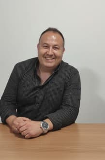 Agente inmobiliario en Nueva: Fernando Santos Torres