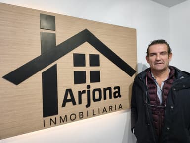 Agente inmobiliario en Lucena: Juan Alberto Arjona Huertas