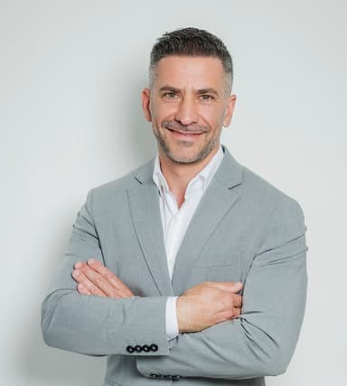 Agente inmobiliario en Las Lagunas de Mijas: Gabriele Piló