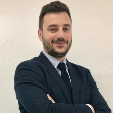 Agente inmobiliario en Huétor Vega: Ezequiel Prada