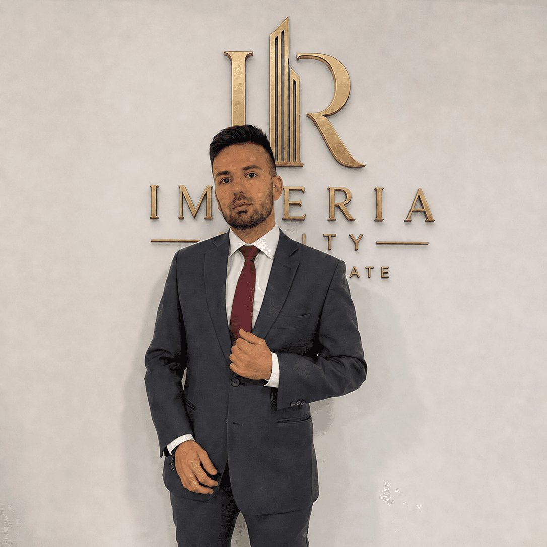 Agente inmobiliario en Ciudad Lineal: Mariano Fl