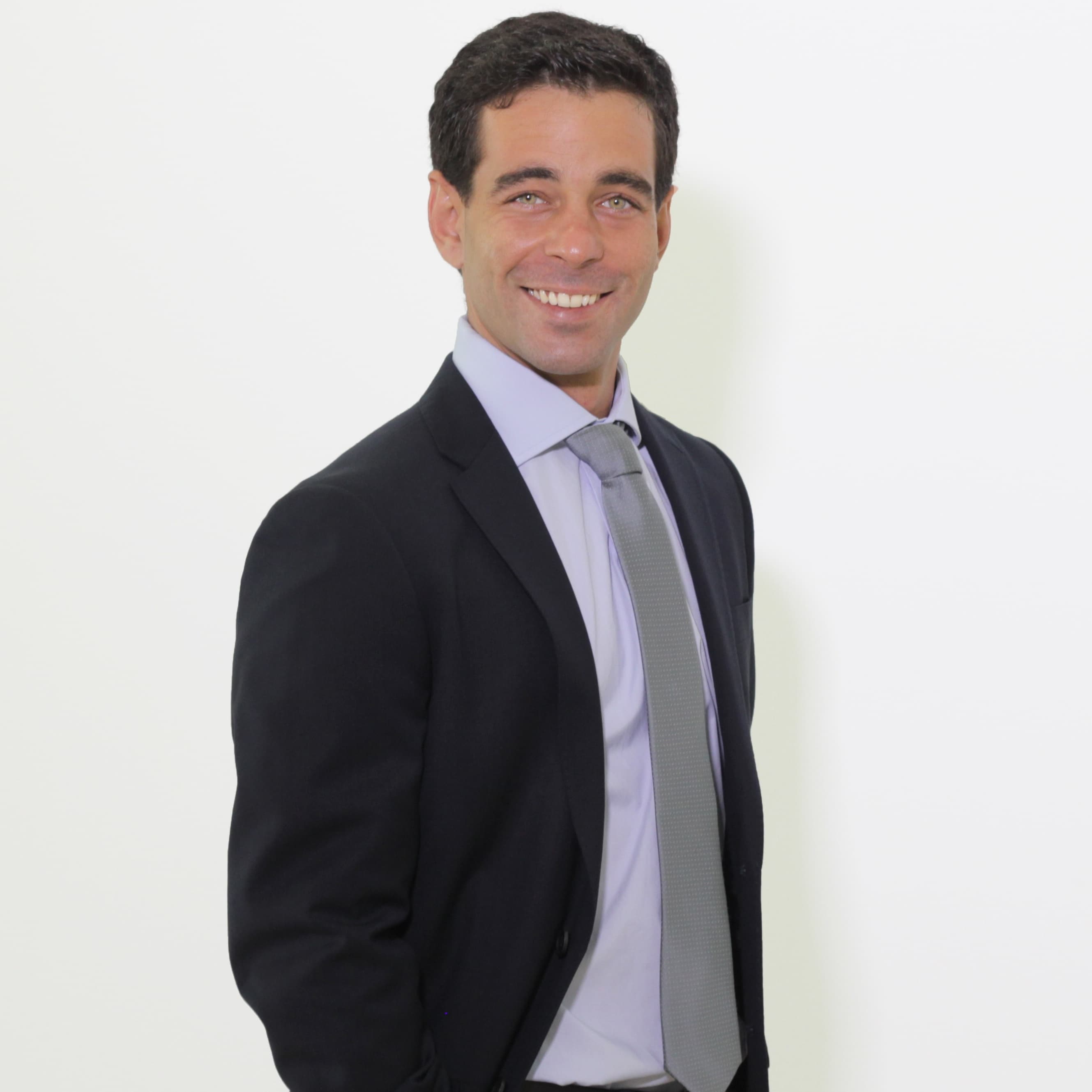 Alejandro Khan Espina