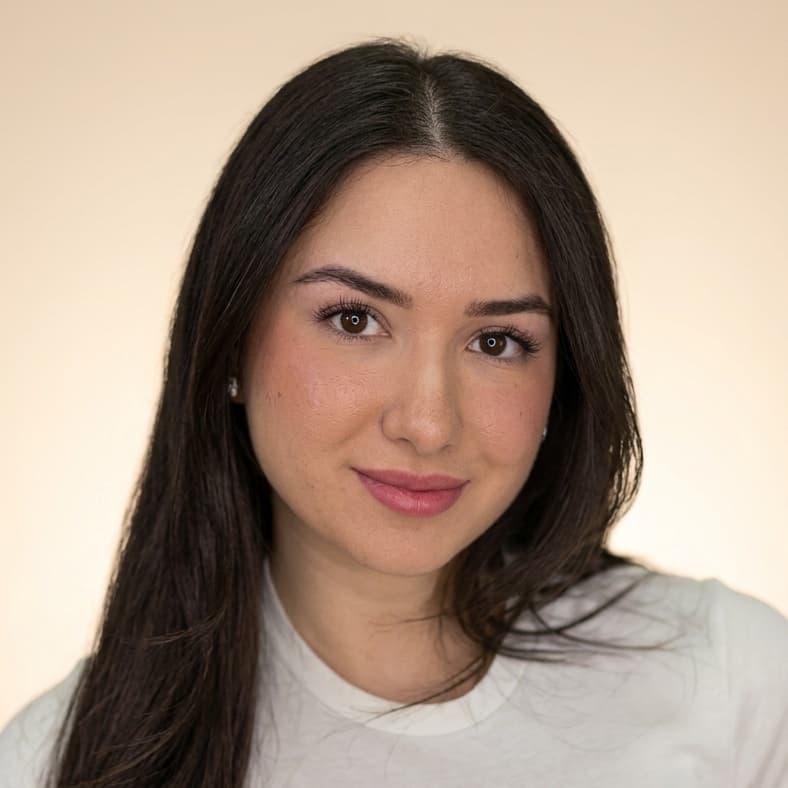 Agente inmobiliario en Torrevieja: Lorena  Goméz