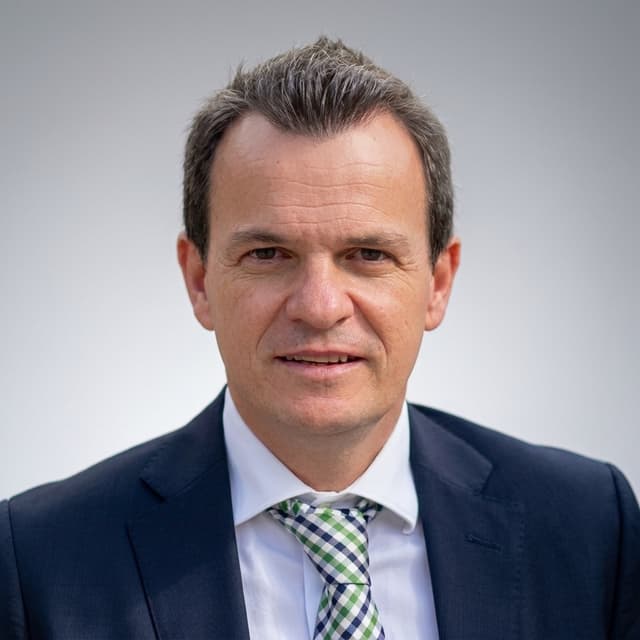 img_Raúl Scholl