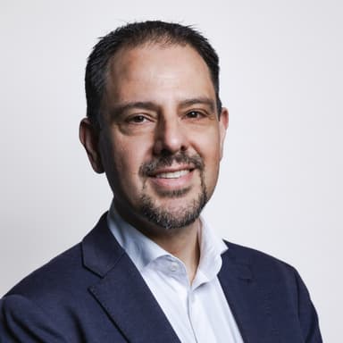 Agente inmobiliario en Llíria: Frutos García