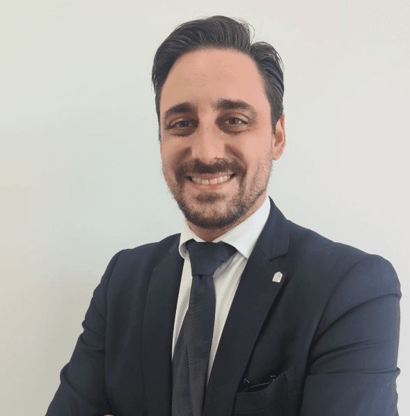 Eleazar Doello Gómez