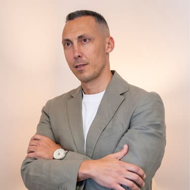Agente inmobiliario en A Coruña: Mario Losada