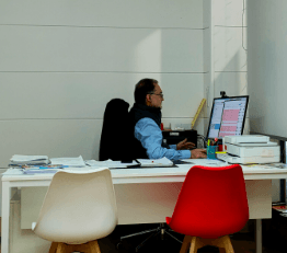 Agente inmobiliario en Burgos: Emilio Burgos