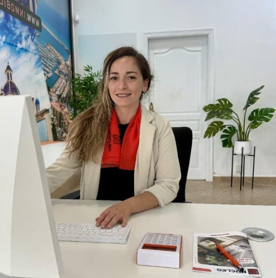 Agente inmobiliario en Sant Joan d'Alacant: Flor Martin