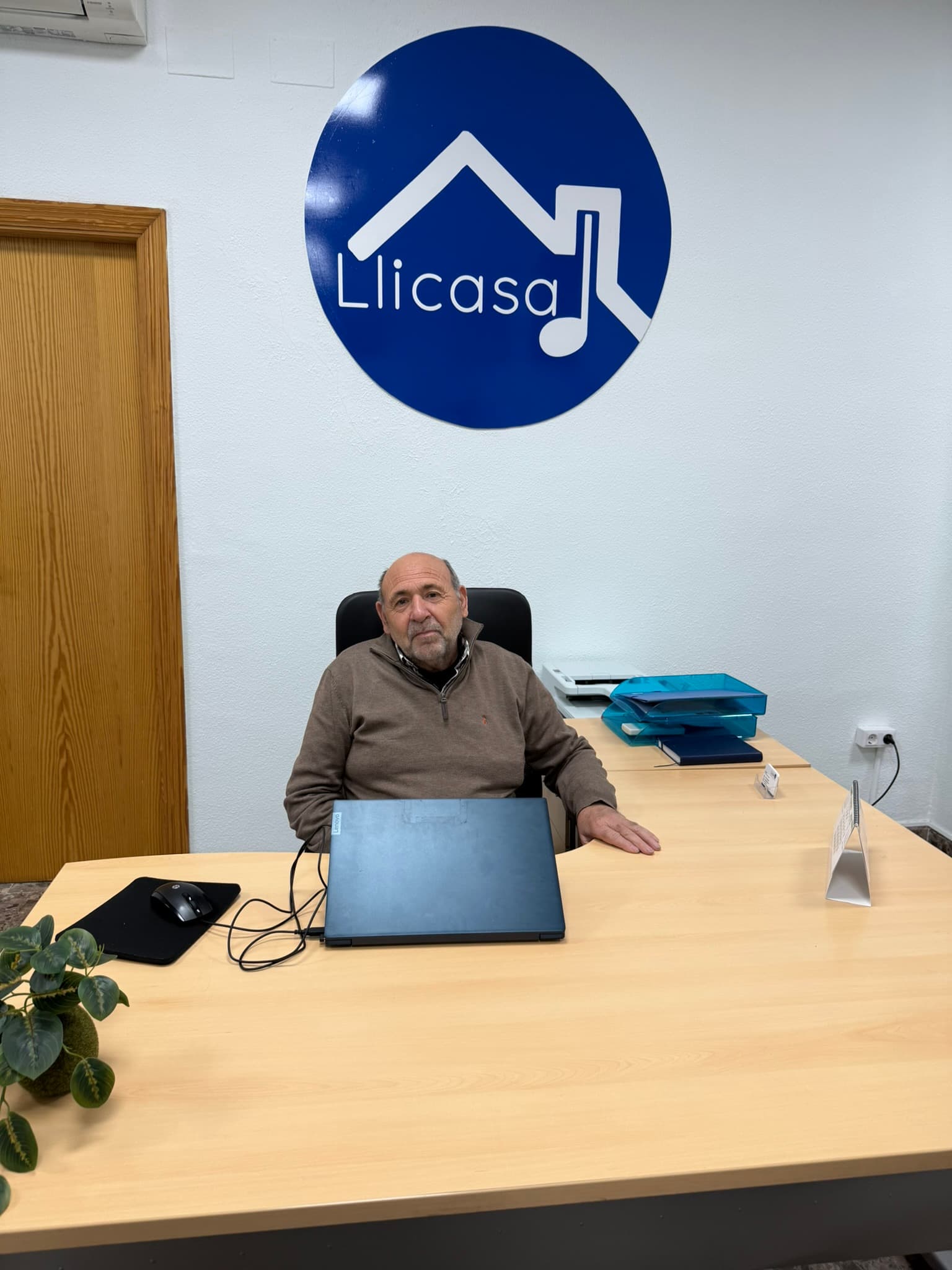 Agente inmobiliario en Liria: Francisco Arrué Castillo