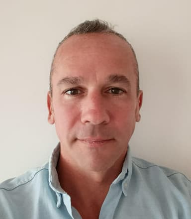 Agente inmobiliario en Torrevella: Jair Caetano Perez Gorospe