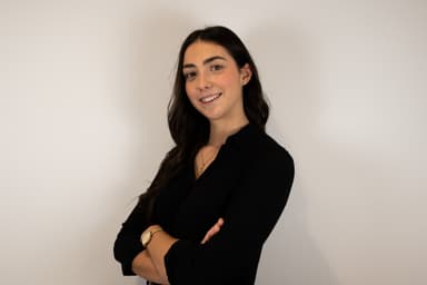 Agente inmobiliario en Girona: Ariadna Puig Bou