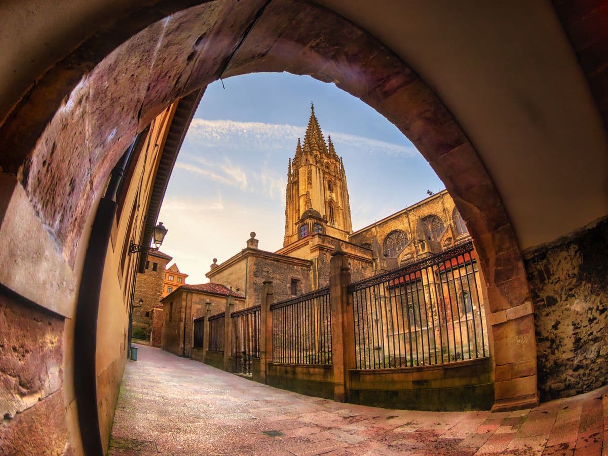 Inmobiliaria Uría SL - Agencia inmobiliaria en Oviedo