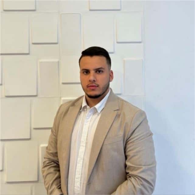 Ayman Belhadj - Agente inmobiliario en Cambrils