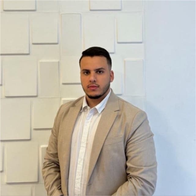 Agente inmobiliario en Cambrils: Ayman Belhadj