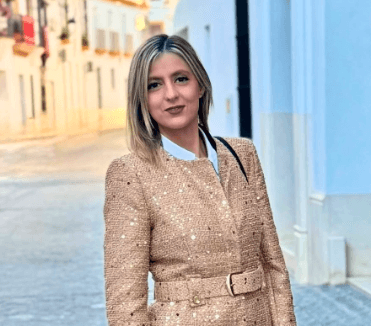 Agente inmobiliario en Écija: Virginia Valderrama Caro
