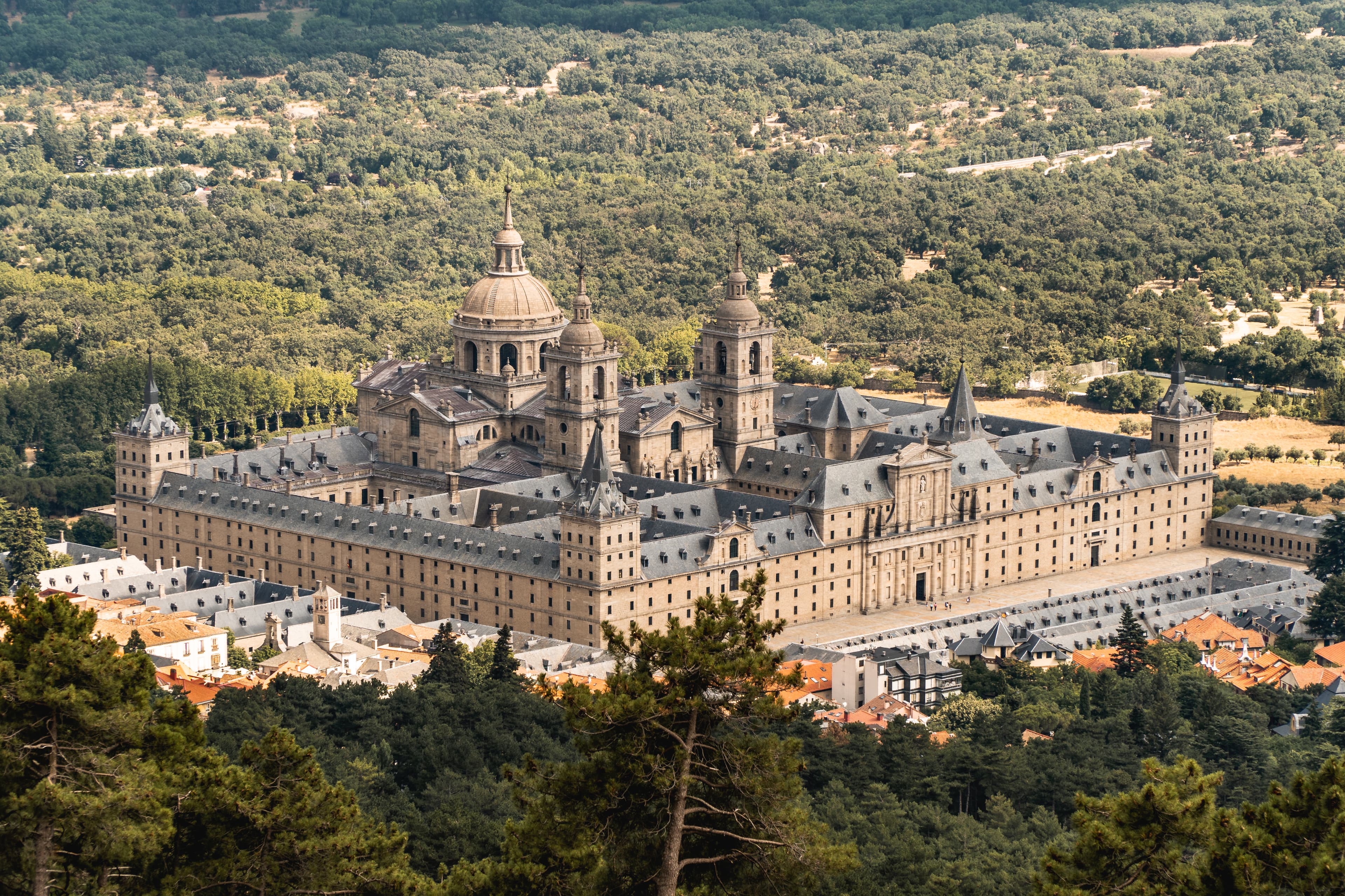 H Inmobiliaria - Agencia inmobiliaria en San Lorenzo de El Escorial