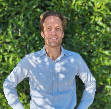 Agente inmobiliario en Sant Pere de Ribes: Youri Janssen
