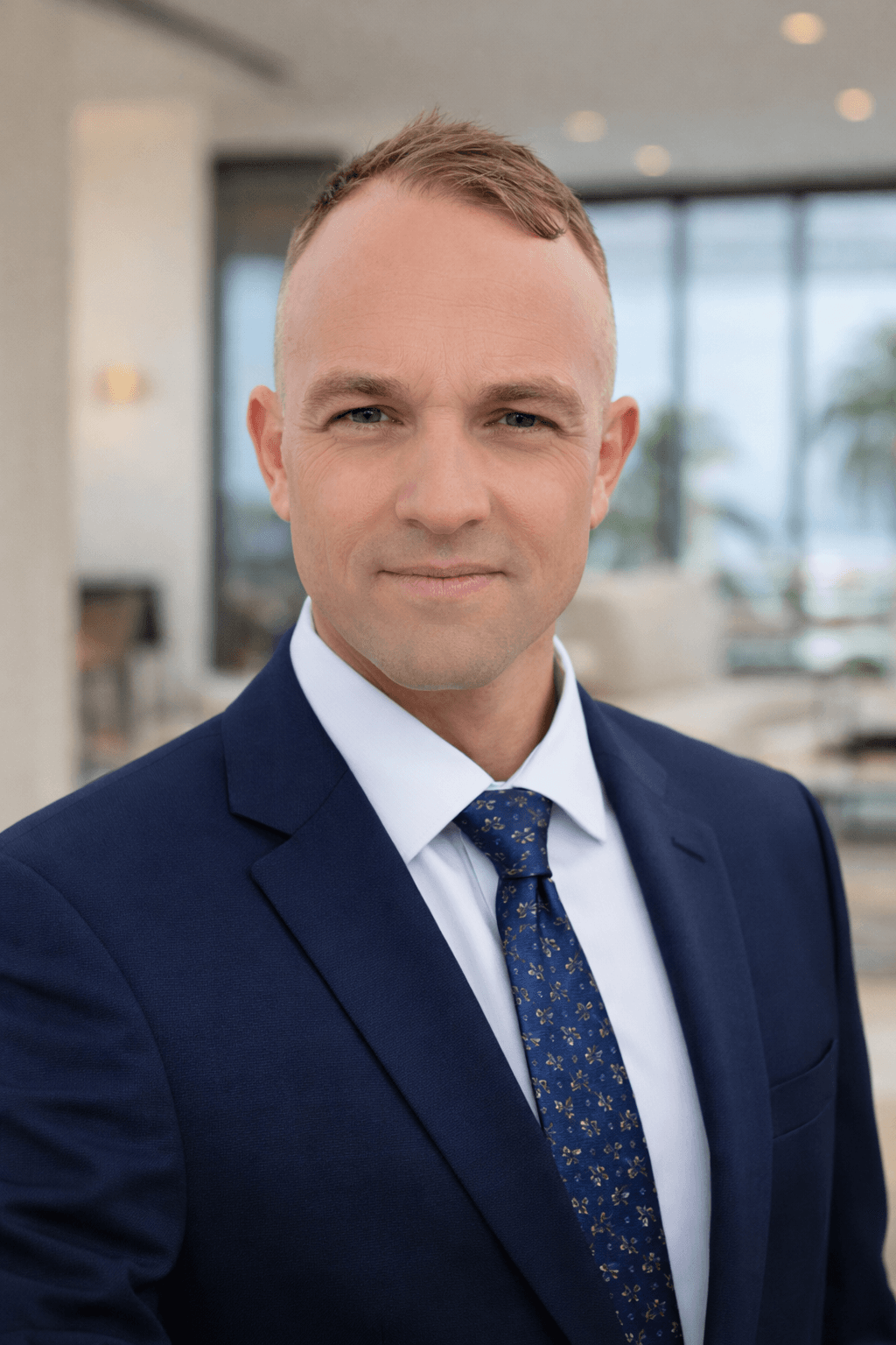 Agente inmobiliario en Adeje: Pavel Dubravskij