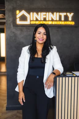 Agente inmobiliario en Ávila: Andreina Piñeyro