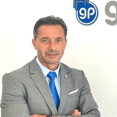 Agente inmobiliario en Madrid: Adrián Meneses