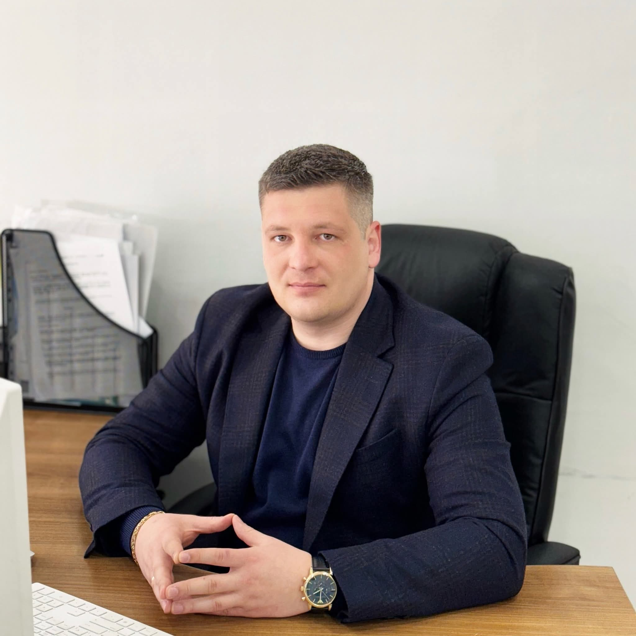 Agente inmobiliario en Santa Coloma de Gramenet: Vitali Protsenko