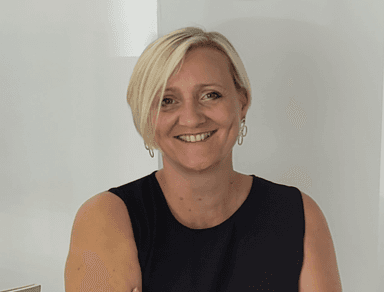 Agente inmobiliario en La Xara: Andrea Marian