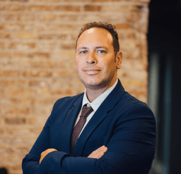 Agente inmobiliario en Gràcia: Ezequiel Olier