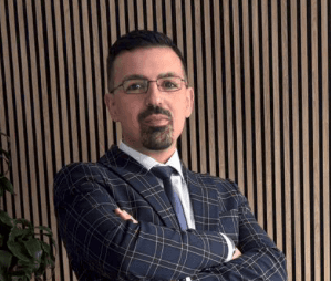 Agente inmobiliario en Lucena: Cristian Carrasco Luna