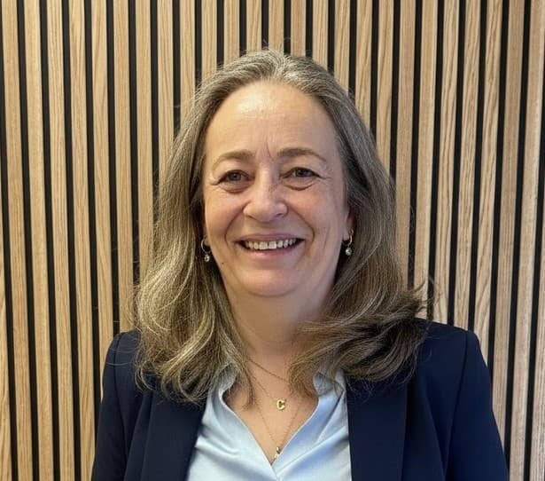 Agente inmobiliario en Vigo: Cari Campos Beneite