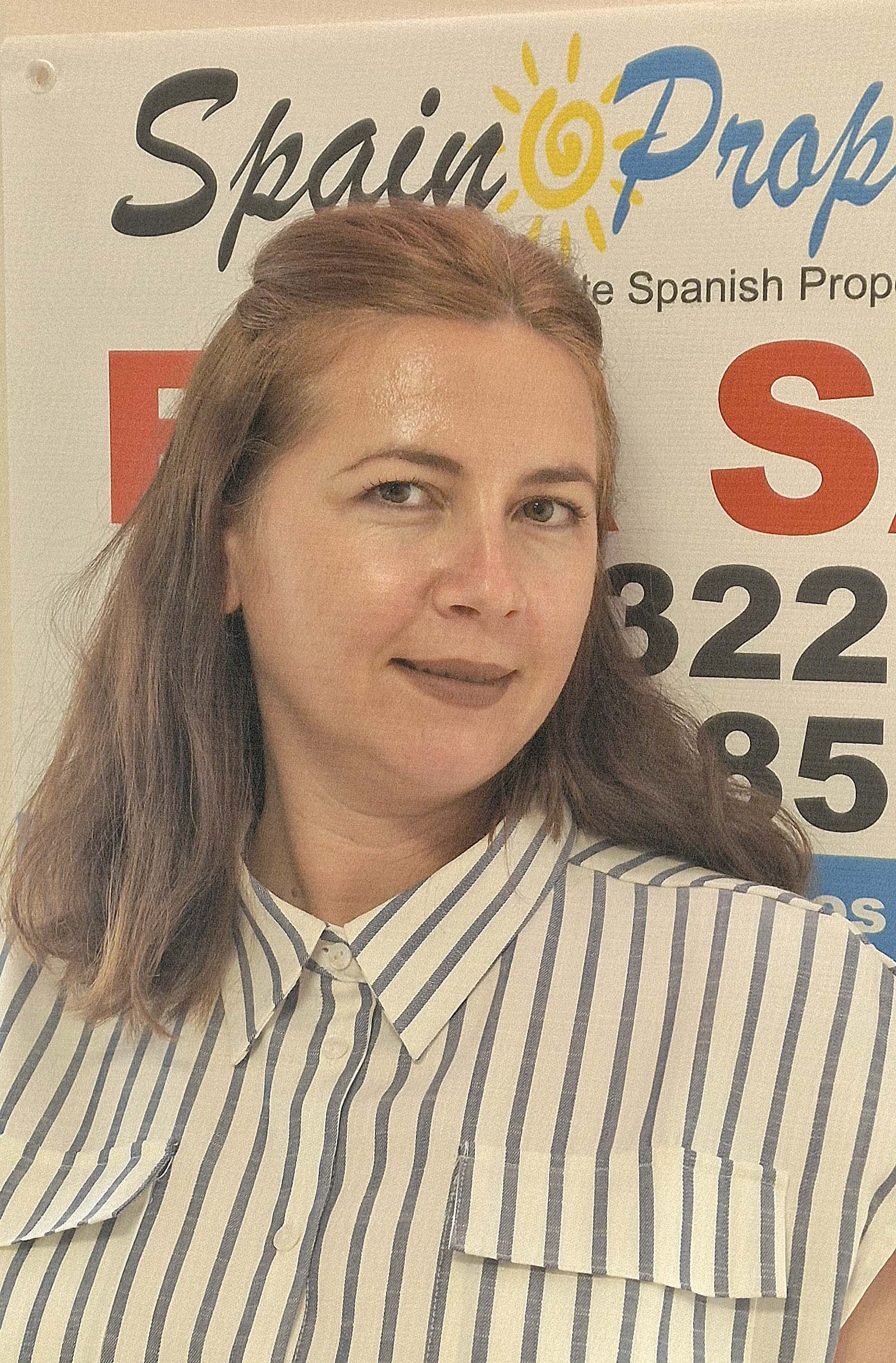 Andreea Iusco - Agente inmobiliario en Torrevieja