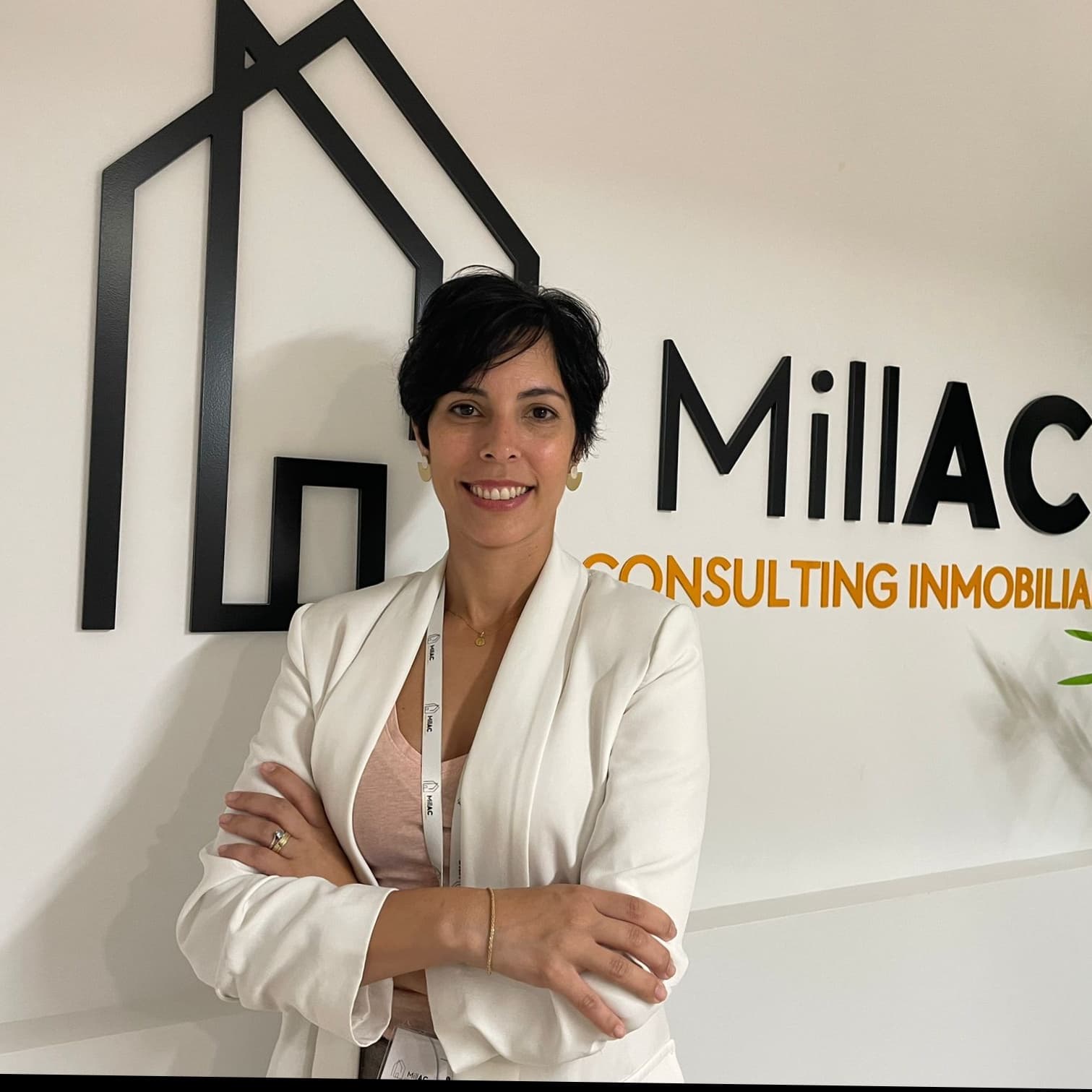 Agente inmobiliario en Madrid: Zuri Lalín Daal