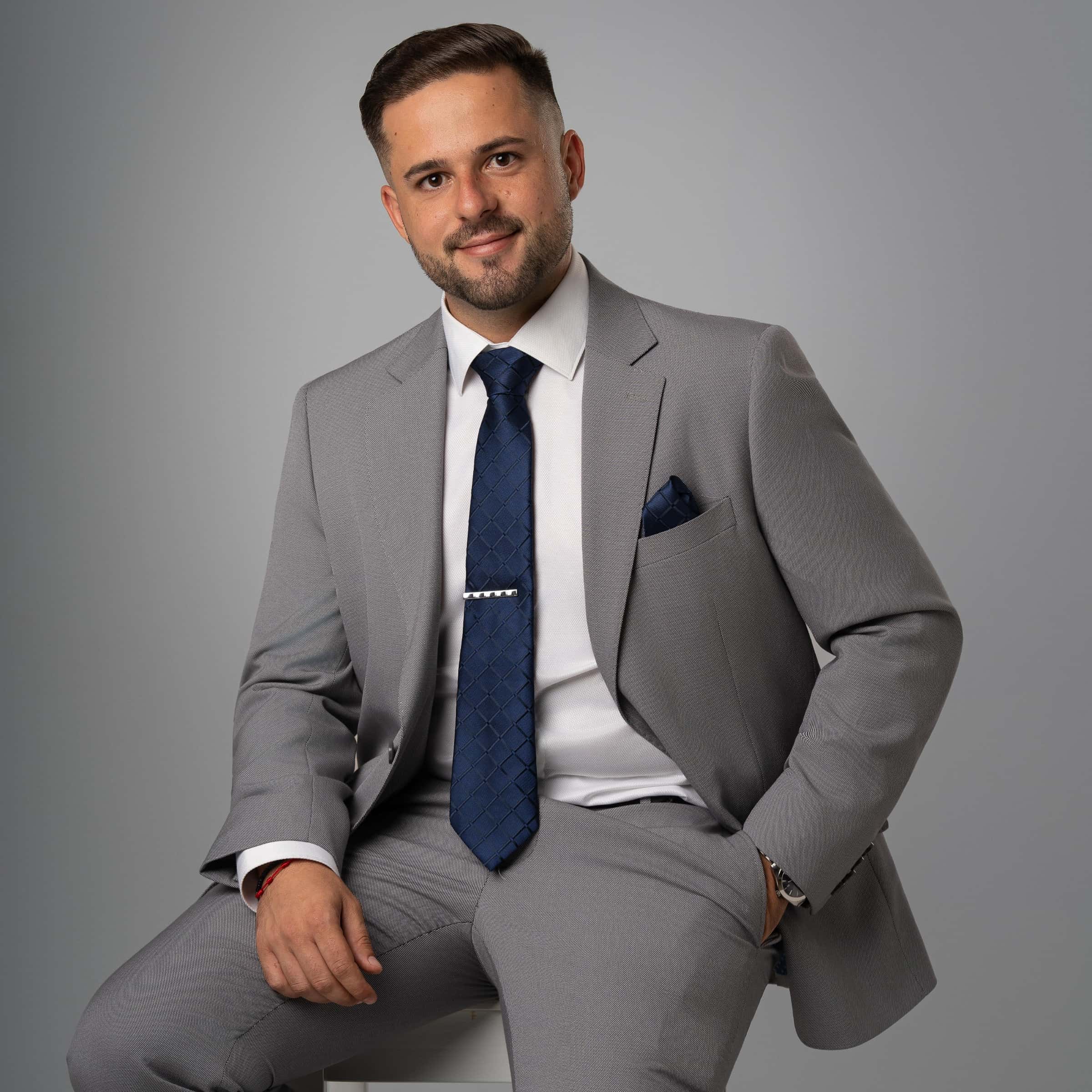 Adrián Albert - Agente inmobiliario en Xirivella