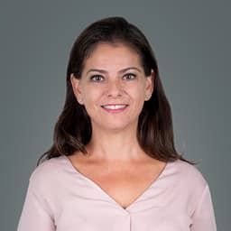 Agente inmobiliario en Sevilla: Raquel Mahindo