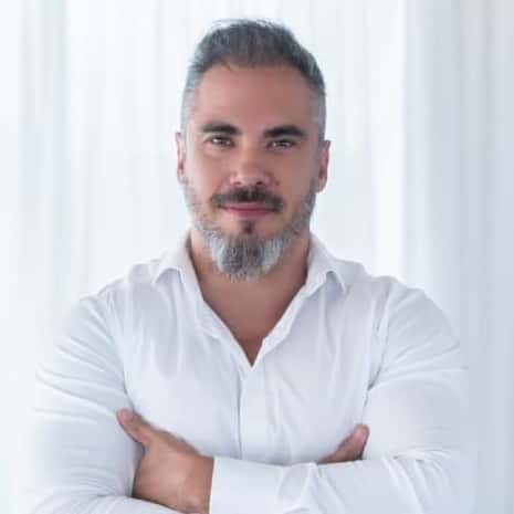 Mariano Alcobendas - Agente inmobiliario en Fuengirola