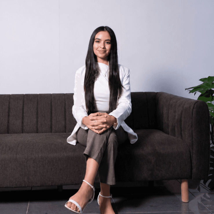 Agente inmobiliario en Roses: Fahima Ballach