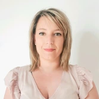 Agente inmobiliario en Montserrat: Raquel Aguado Atienzar