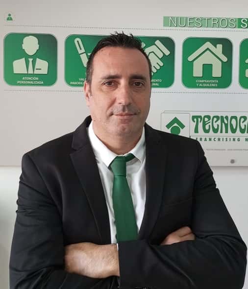 Carlos Gamero - Agente inmobiliario en Coria del Río