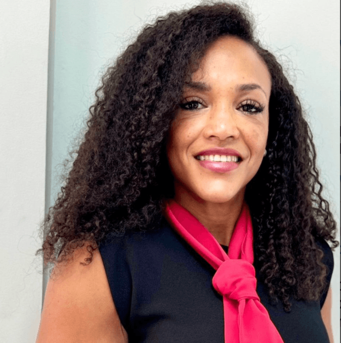 Agente inmobiliario en Murcia: Arisa Rodríguez