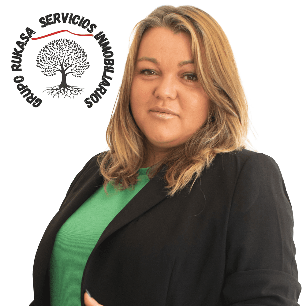 Agente inmobiliario en Roquetas de Mar: Andreea Alb Ardelean