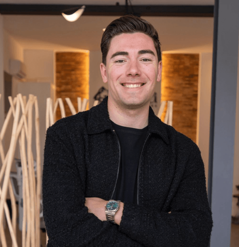 Agente inmobiliario en Rojales: Fran Huertas