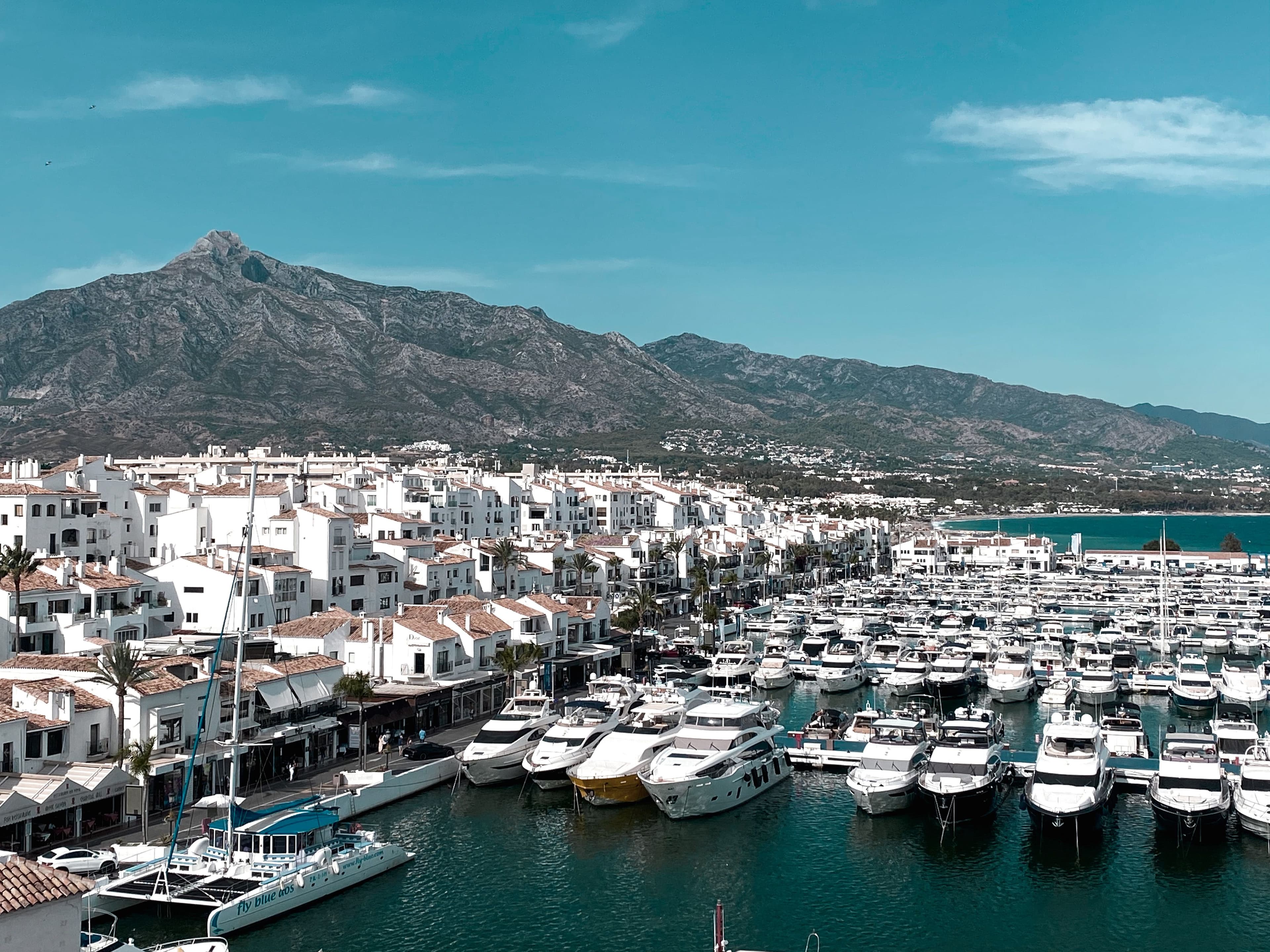 Serinamar Properties - Agencia inmobiliaria en Nueva Andalucía