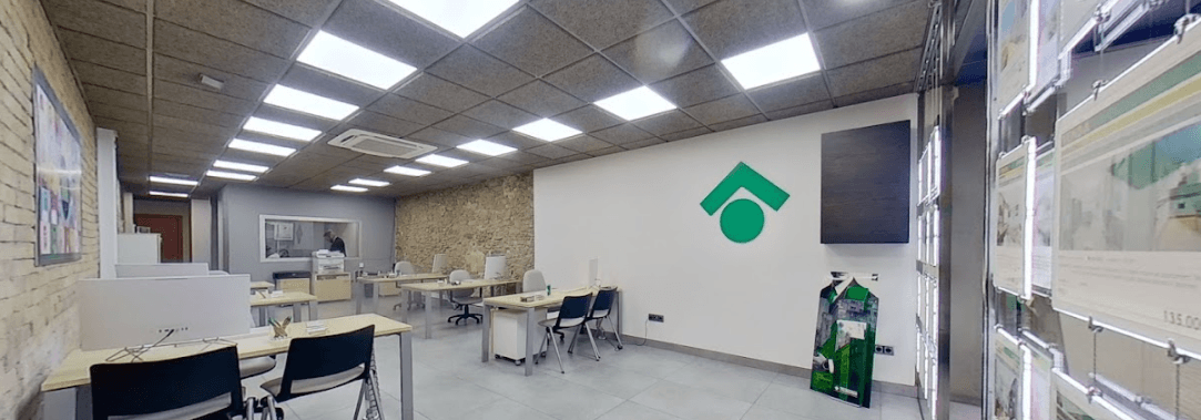Tecnocasa - Manresa - Agencia inmobiliaria en Manresa